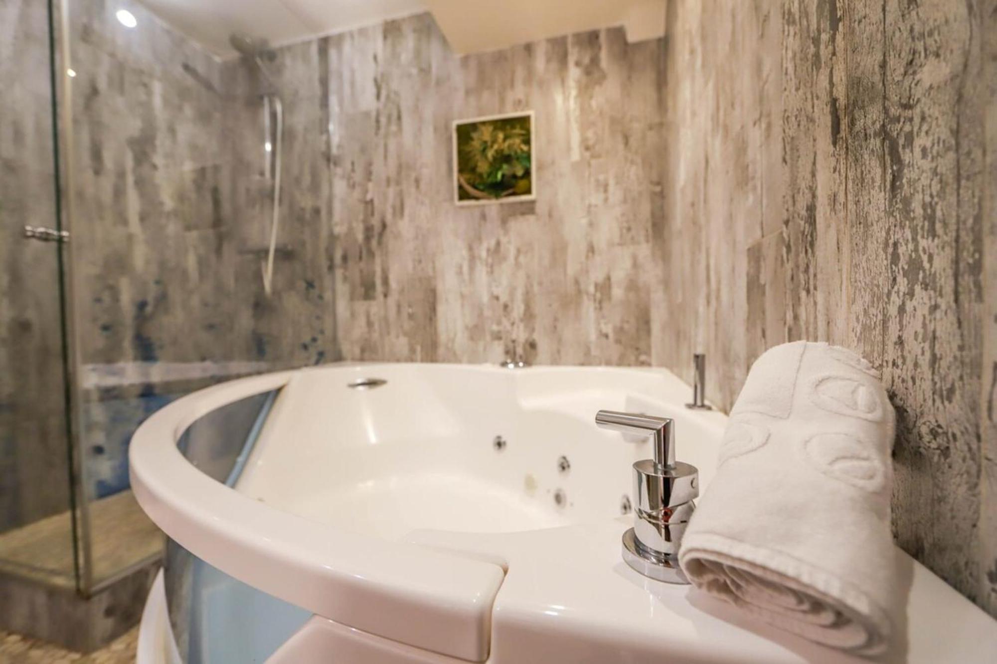 Le Cocon - Lofts & Lakes Certified 4-Stars 안시 외부 사진